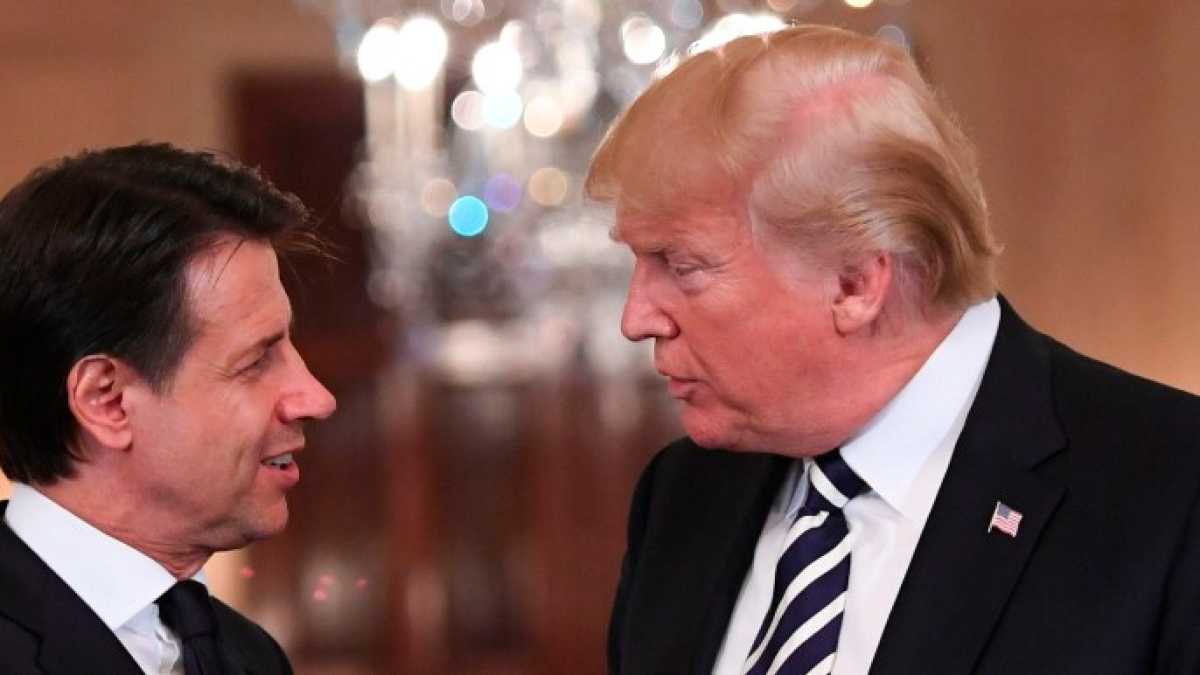 Immagine di Trump e Conte fanno diventare carta straccia il contratto di governo