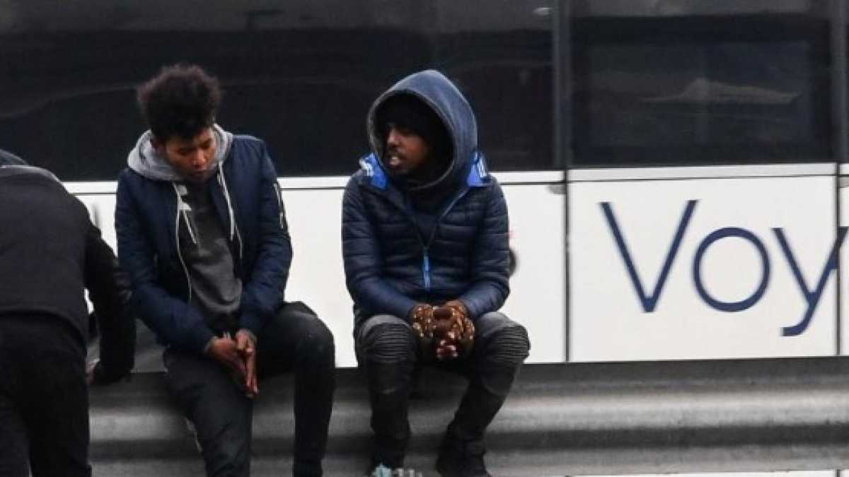 Immagine di Che cosa prevede la legge sull’immigrazione che tormenta la Francia