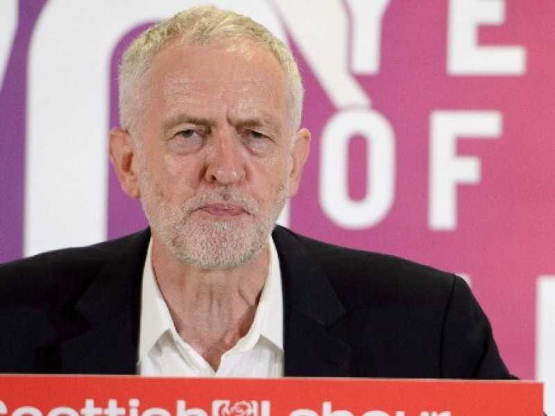“Non parlano a nome mio”. Corbyn rompe il silenzio sugli antisemiti nel Labour