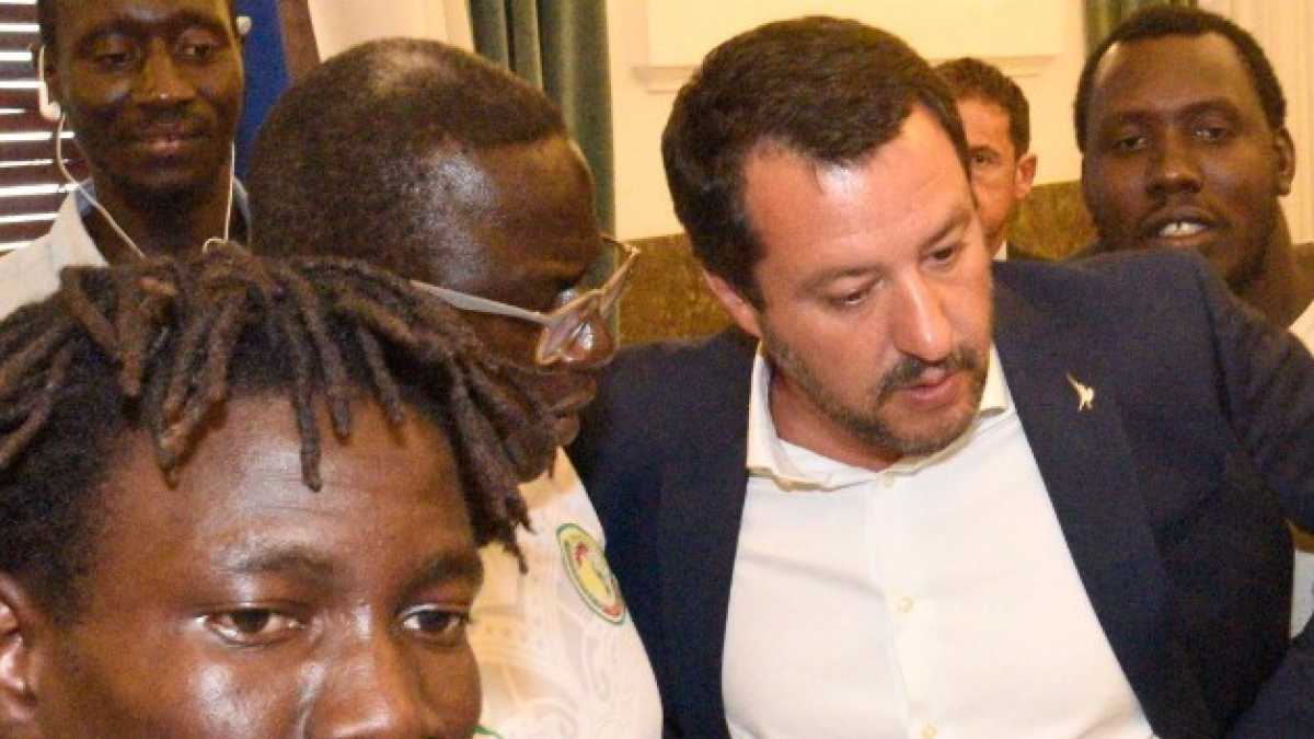 Immagine di Salvini a Foggia dopo la strage dei braccianti: “Svuoteremo i ghetti”
