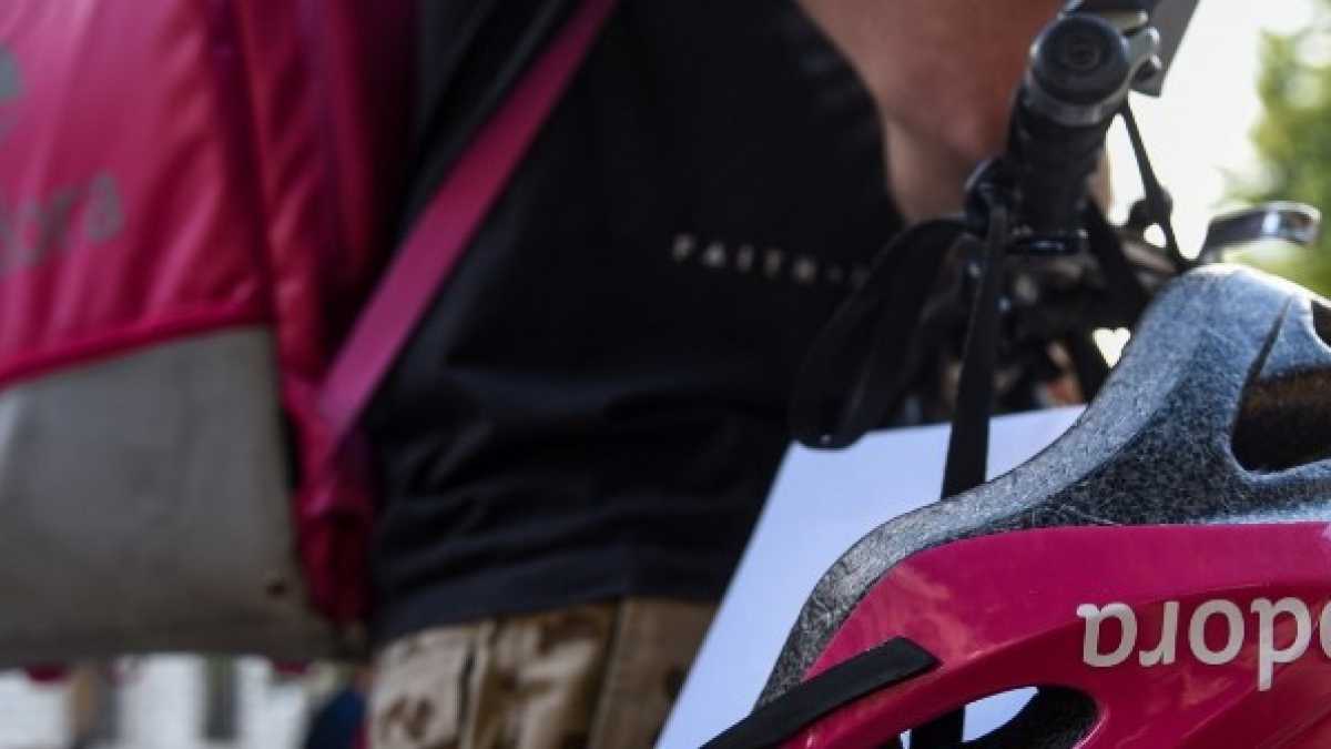 Immagine di Grillo elogia (a torto) Di Maio per avere spinto Foodora (che se ne va da sola) a lasciare l’Italia