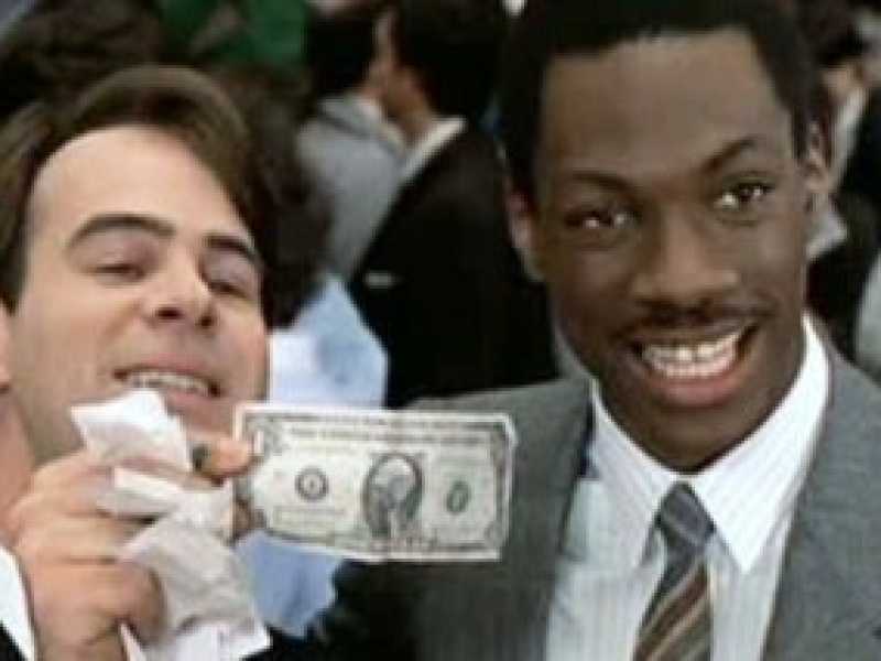 Dan Aykroyd ed Eddie Murphy nel film &ldquo;Una poltrona per due&rdquo;