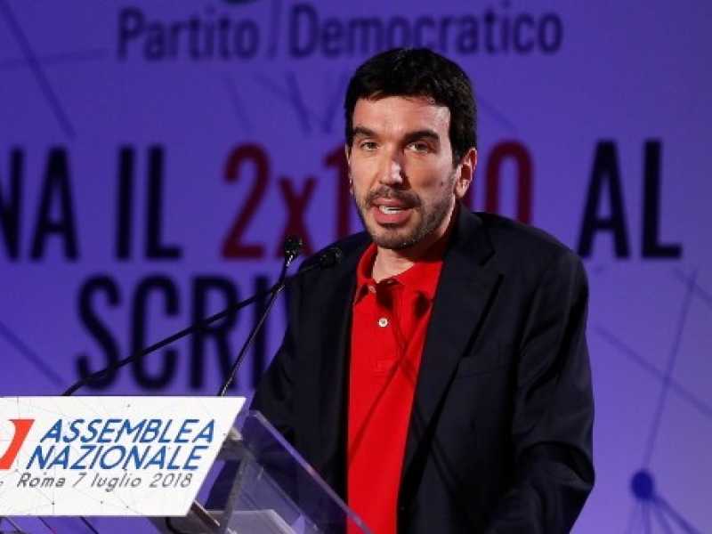Il segretario Maurizio Martina all'Assemblea Nazionale del Pd (Foto LaPresse)