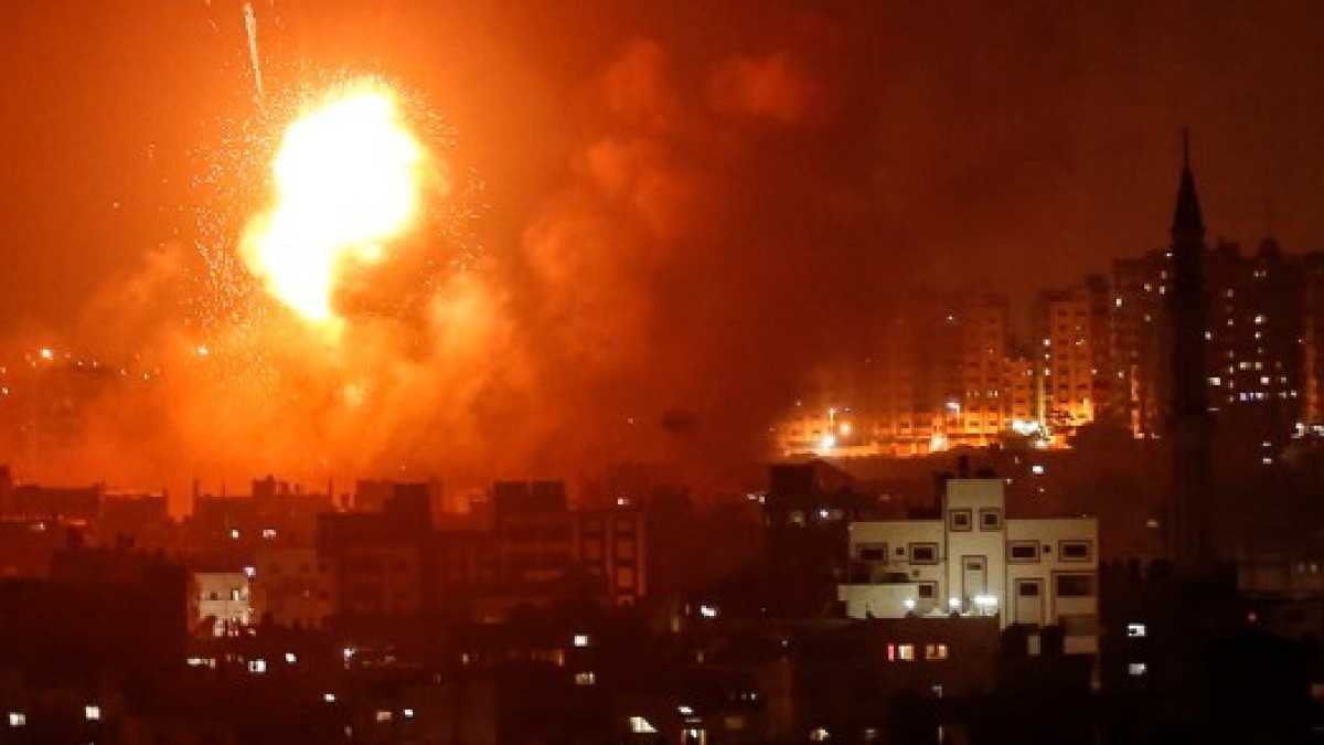 Immagine di La tregua di Gaza è finita prima di iniziare. Chi negozia tra missili e raid