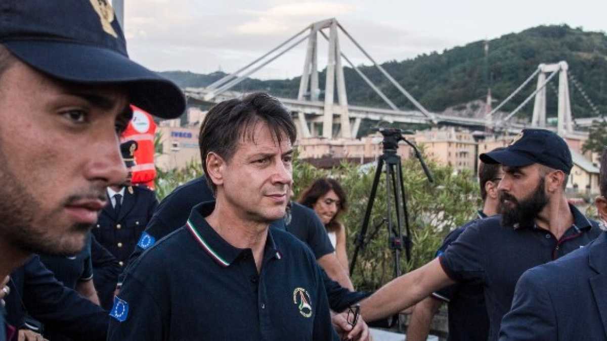Immagine di Il governo insiste: via la concessione ad Autostrade. Ma per farlo dovrà pagare una penale