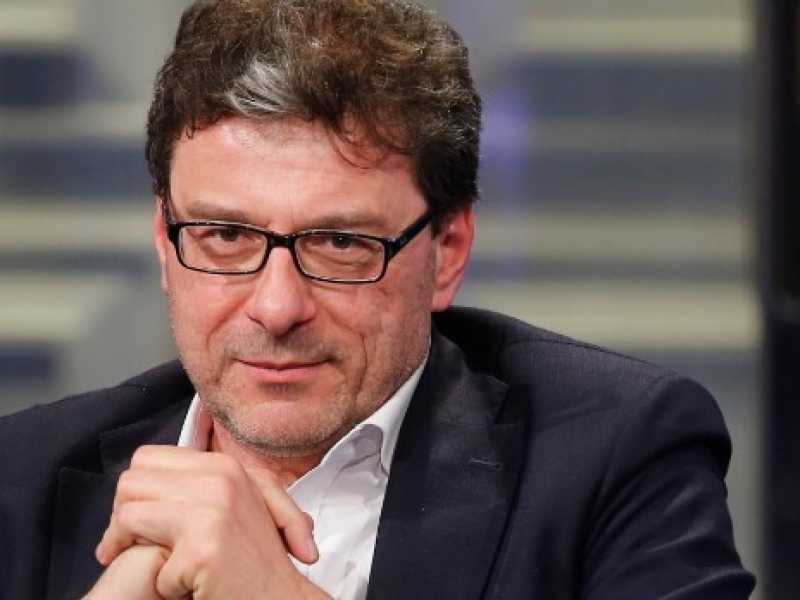 Giancarlo Giorgetti, sottosegretario alla presidenza del Consiglio e vice segretario della Lega (Foto LaPresse)
