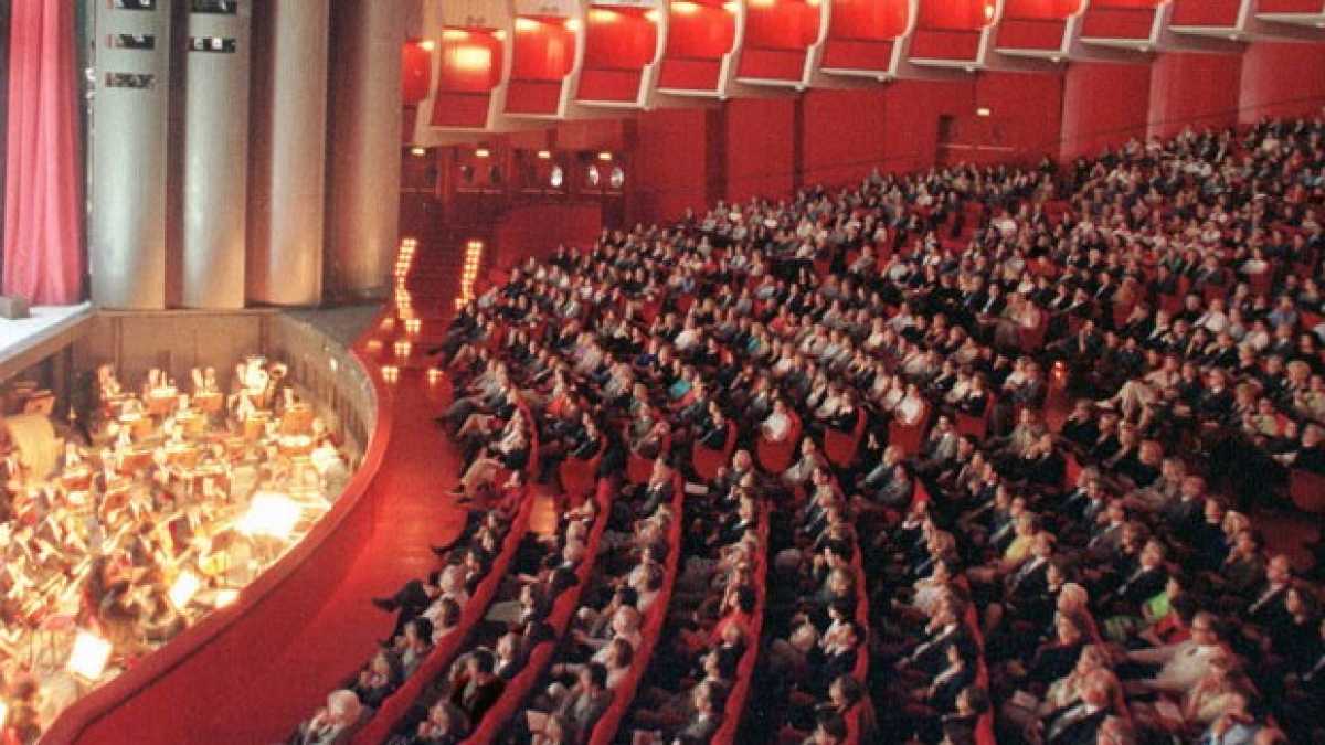 Immagine di Il populismo sul palcoscenico del teatro