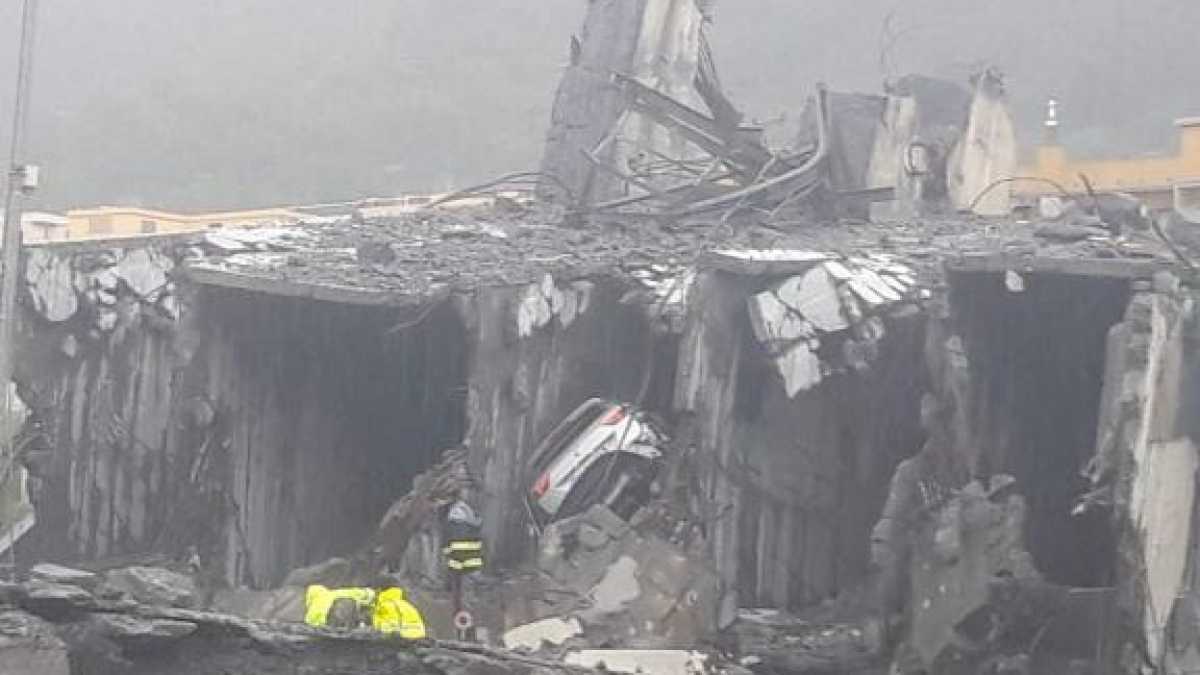 Immagine di Nazione che crolla