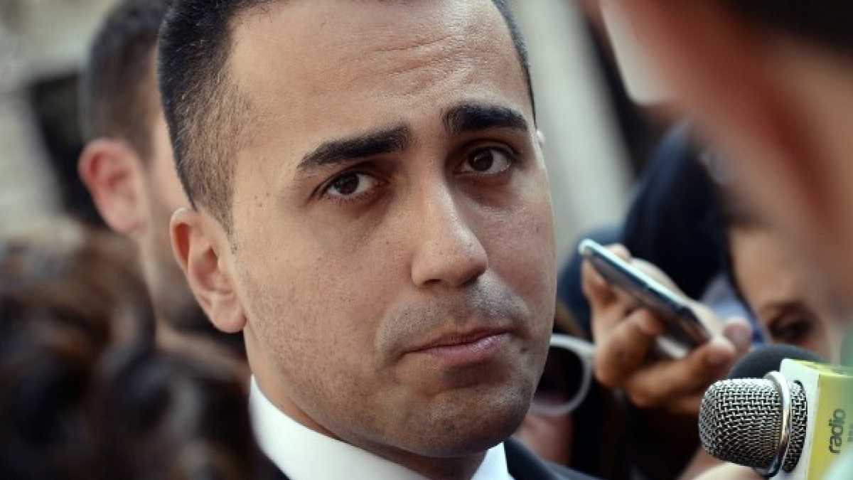 Immagine di La linea dura di Di Maio contro l'Ue e i rischi della Brexit