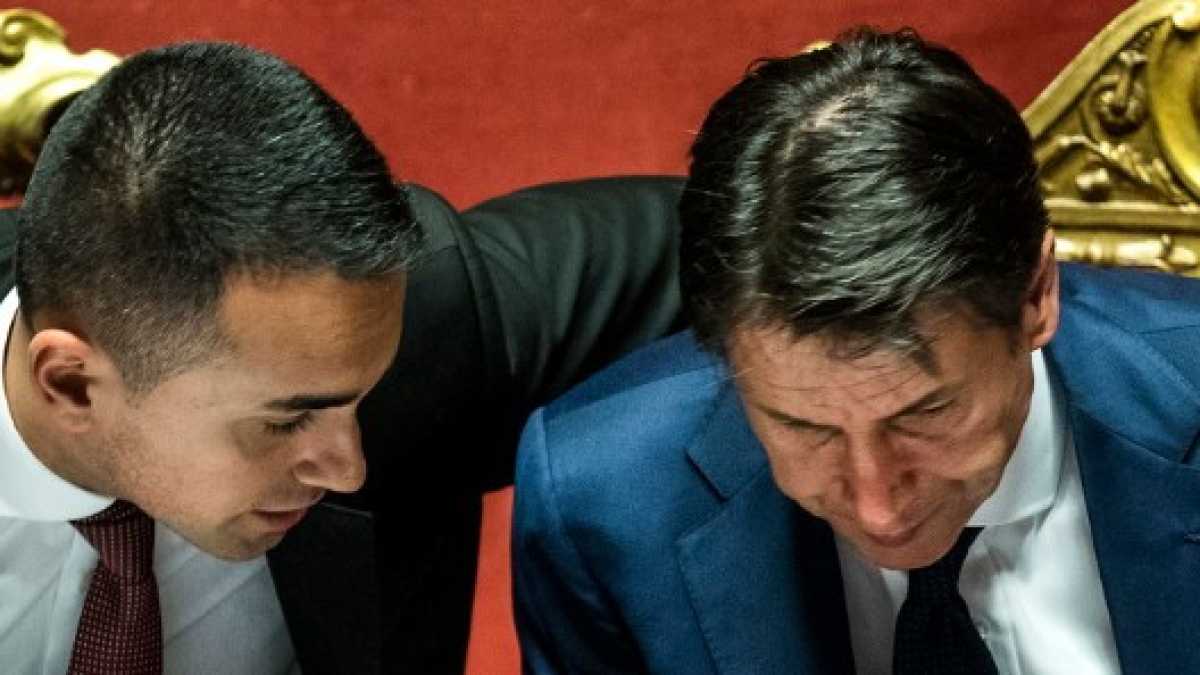 Immagine di Sovranisti col cappello in mano