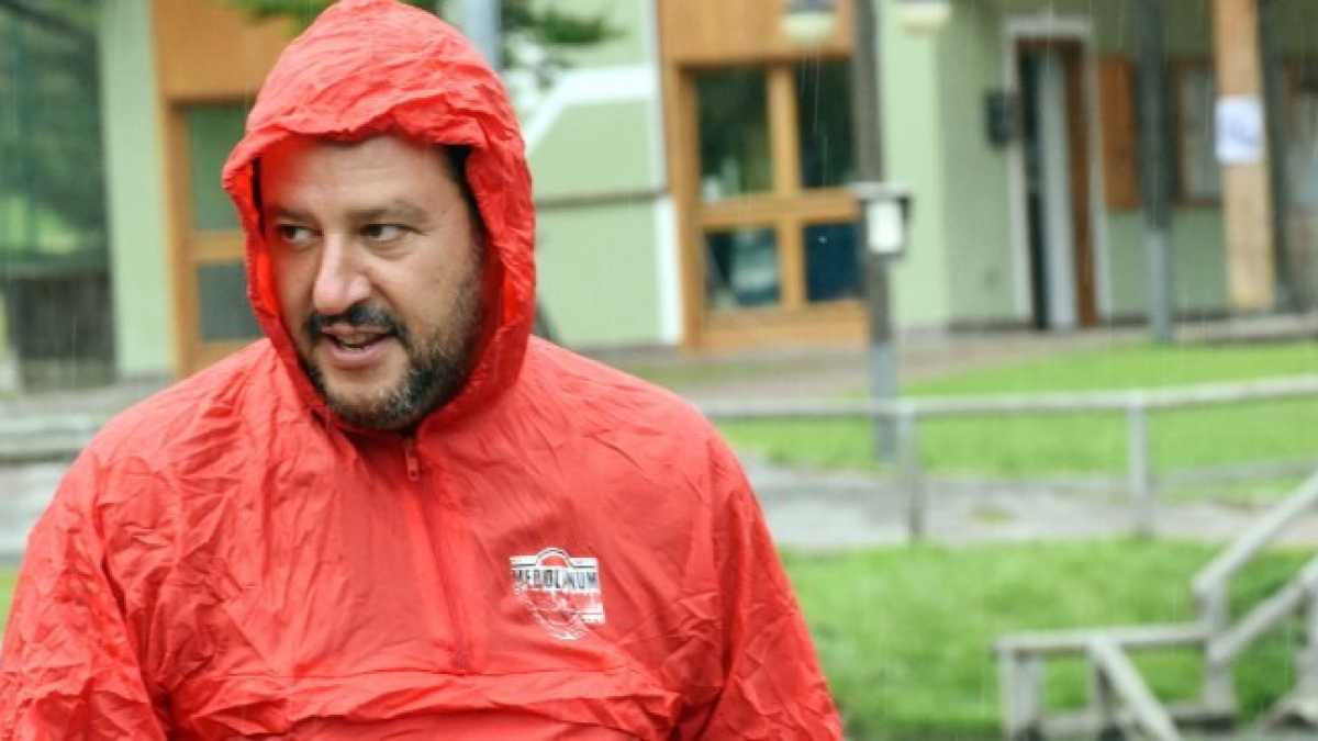 Immagine di Salvini denunciato per istigazione all'odio razziale