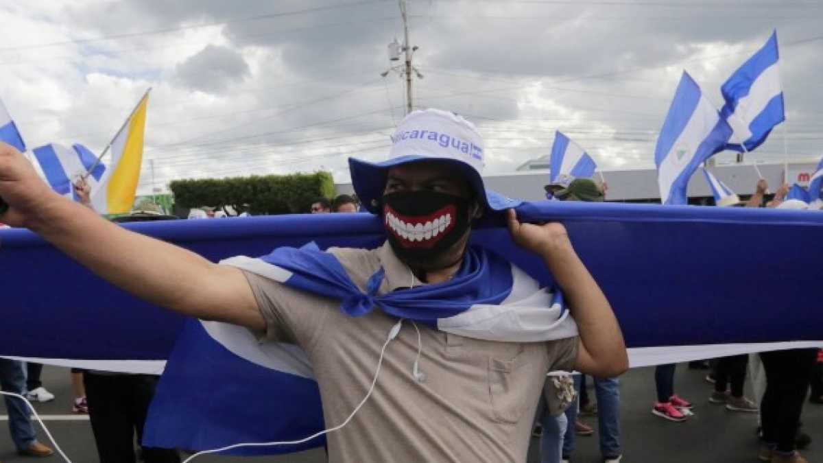 Immagine di Il guerrigliero e il macellaio: storia di Daniel Ortega