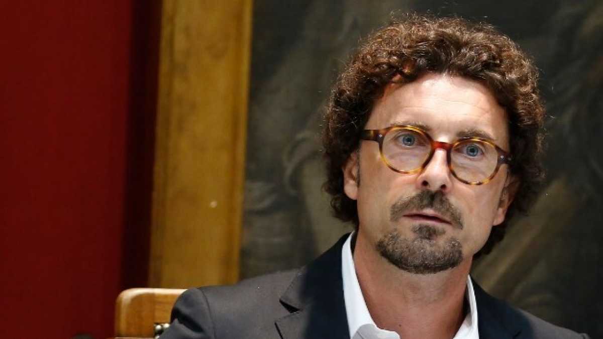 Immagine di Toninelli come fosse antani. “Nazionalizzare le autostrade? Dipende cosa significa”, dice Rixi