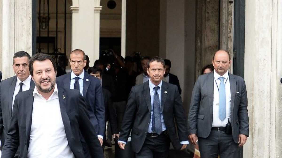 Immagine di Salvini modera i toni per rassicurare gli investitori italiani