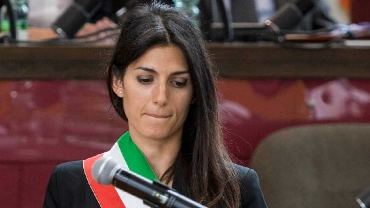 Immagine di Raggi vuole i superpoteri