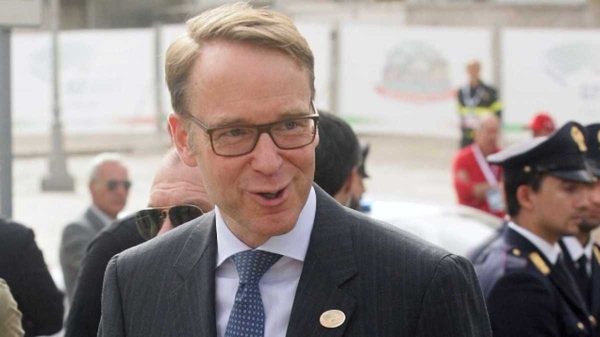 Immagine di Balletto bancario attorno a Weidmann