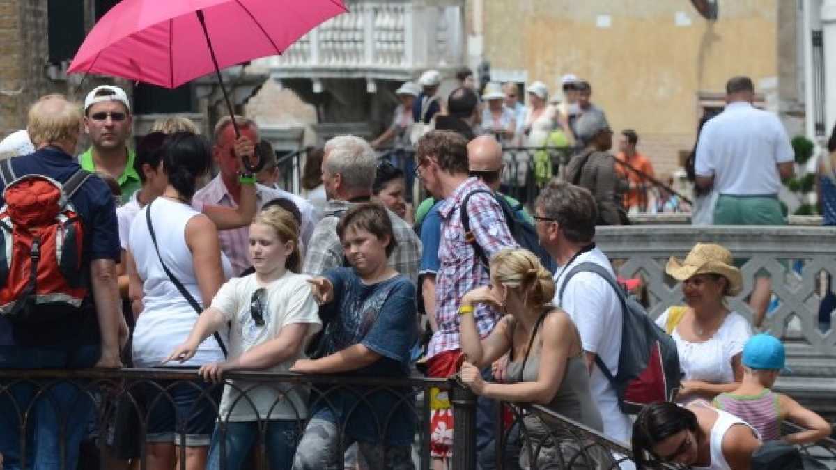 Immagine di L'incompatibilità fra il turista e Dio