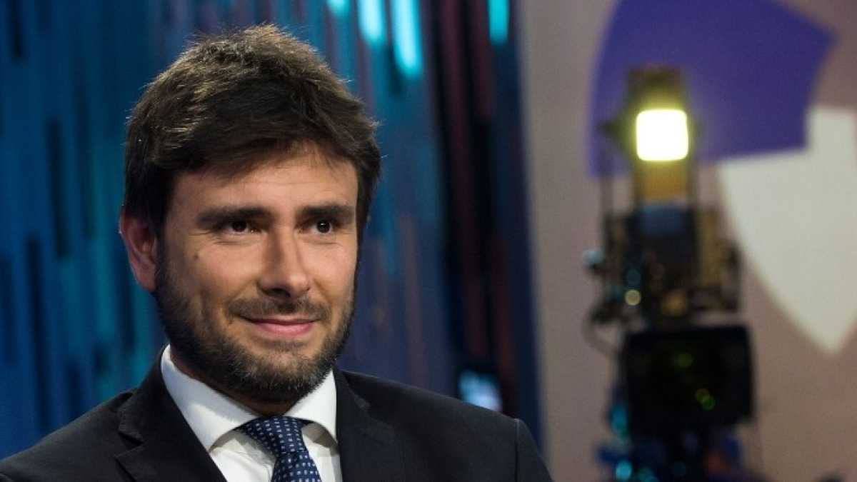 Immagine di Dibba, non rubare il ruolo a Mauro Corona