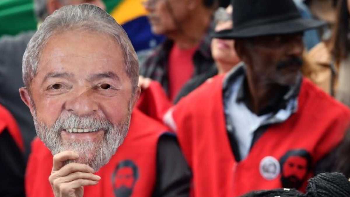 Immagine di Chi è Haddad, il prescelto da Lula per riportare il Pt alla guida del Brasile