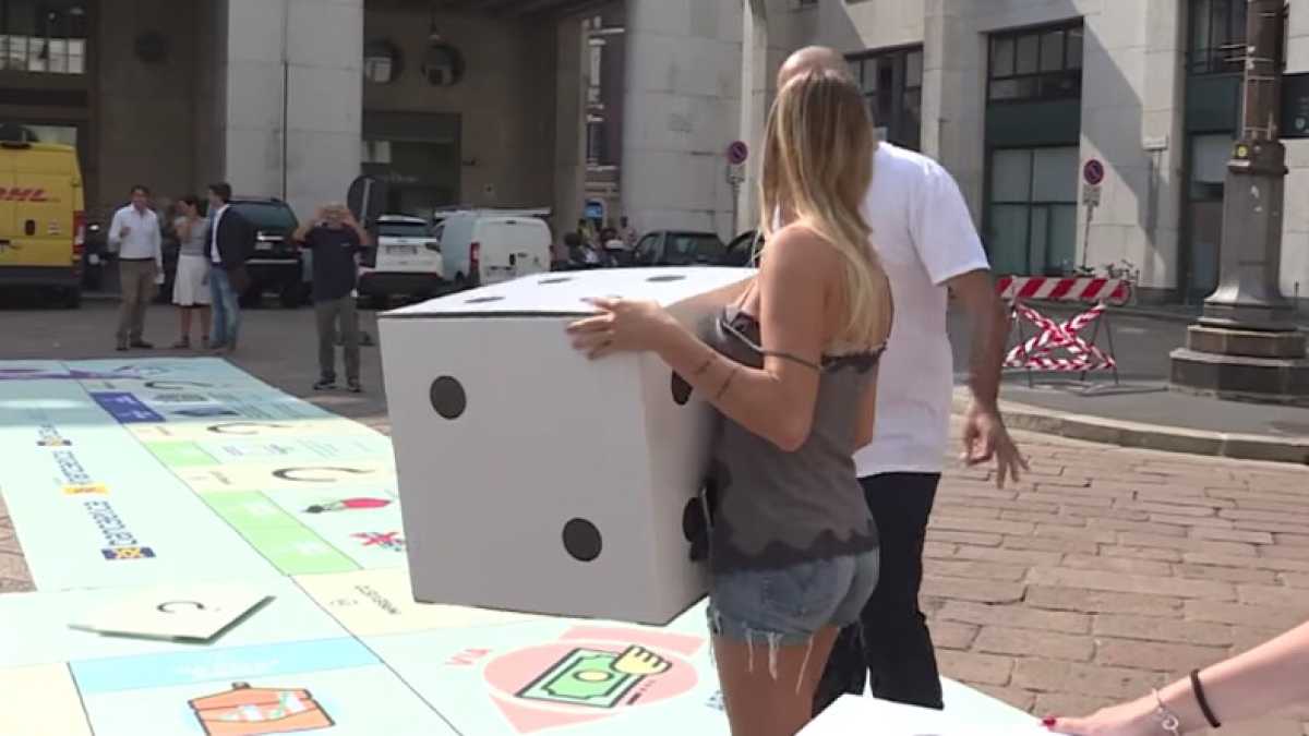 Immagine di “Borsopoli”. Come imparare la finanza giocando sotto il “dito medio”