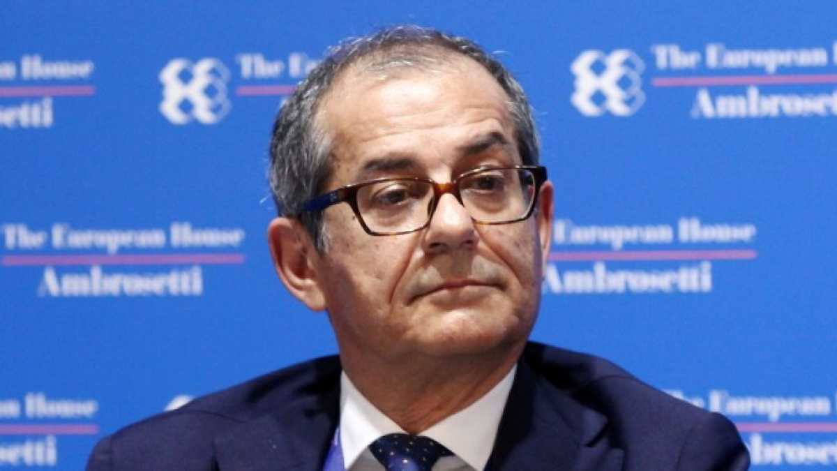 Immagine di Tria, non solo flat tax: riduzione fiscale per la classe media