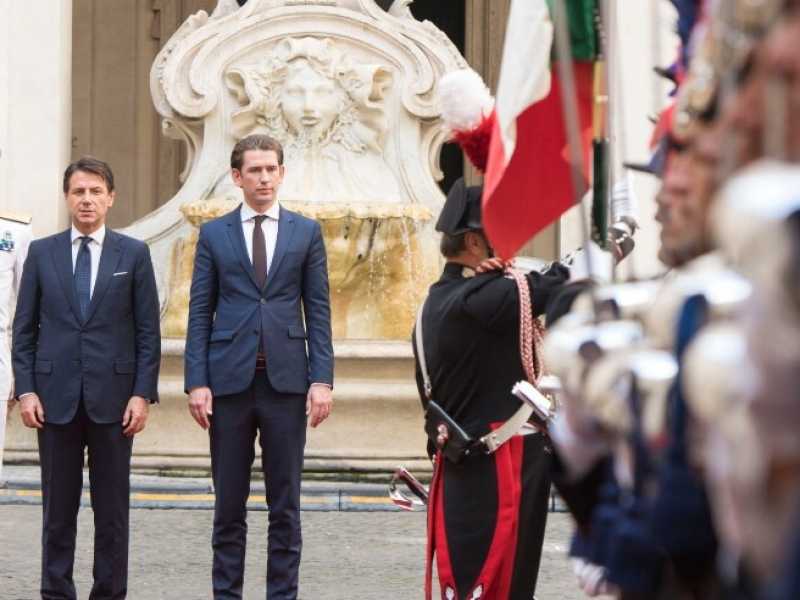Sebastian Kurz e Giuseppe Conte a Palazzo Chigi (foto LaPresse)