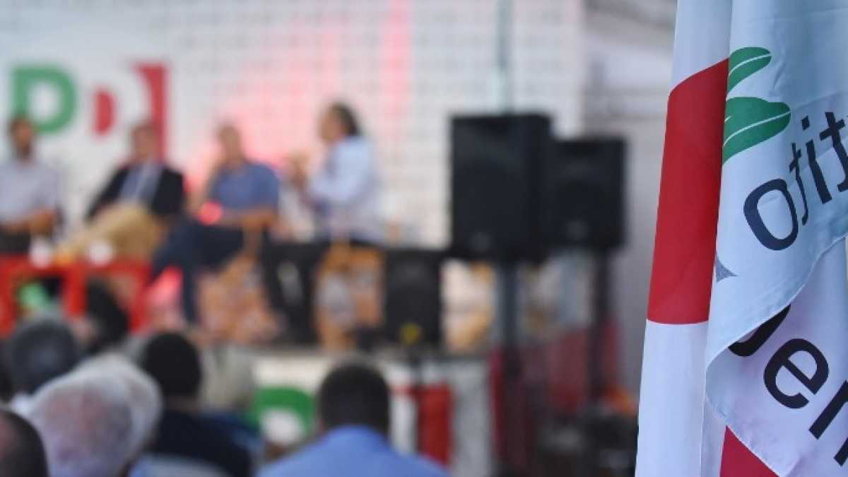 Immagine di Il non detto delle cene convocate su Twitter e l’identità che manca al centrosinistra