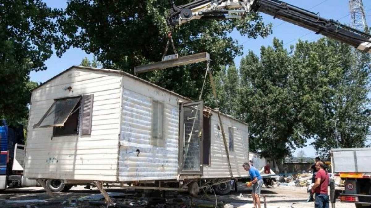 Immagine di La Raggi si è persa trecentocinquanta nomadi del Camping River