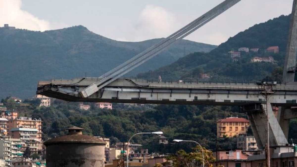 Immagine di Mef e Palazzo Chigi in guerra anche sul decreto Genova