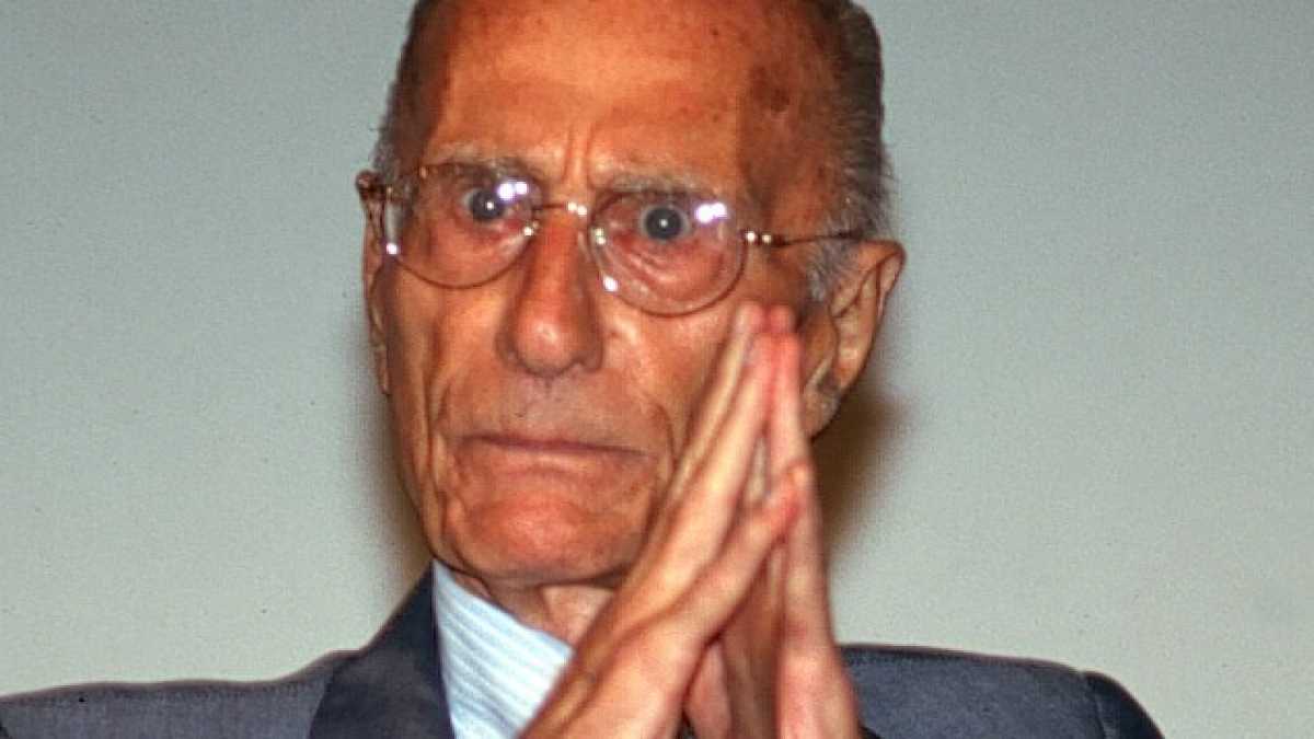 Immagine di Un paese di santi, poeti e allievi di Montanelli