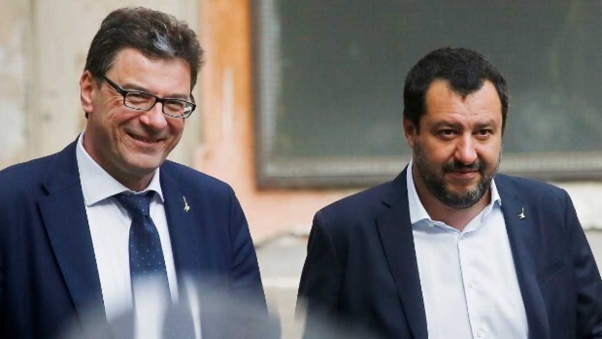 Immagine di Il gioco pericoloso della Lega
