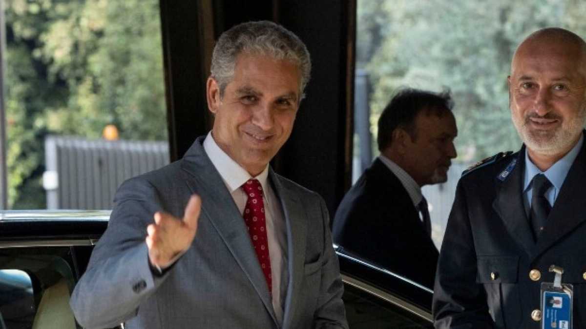 Immagine di “Obama è nipote di Carlo Magno”. Il fake giornalismo che piace a Marcello Foa