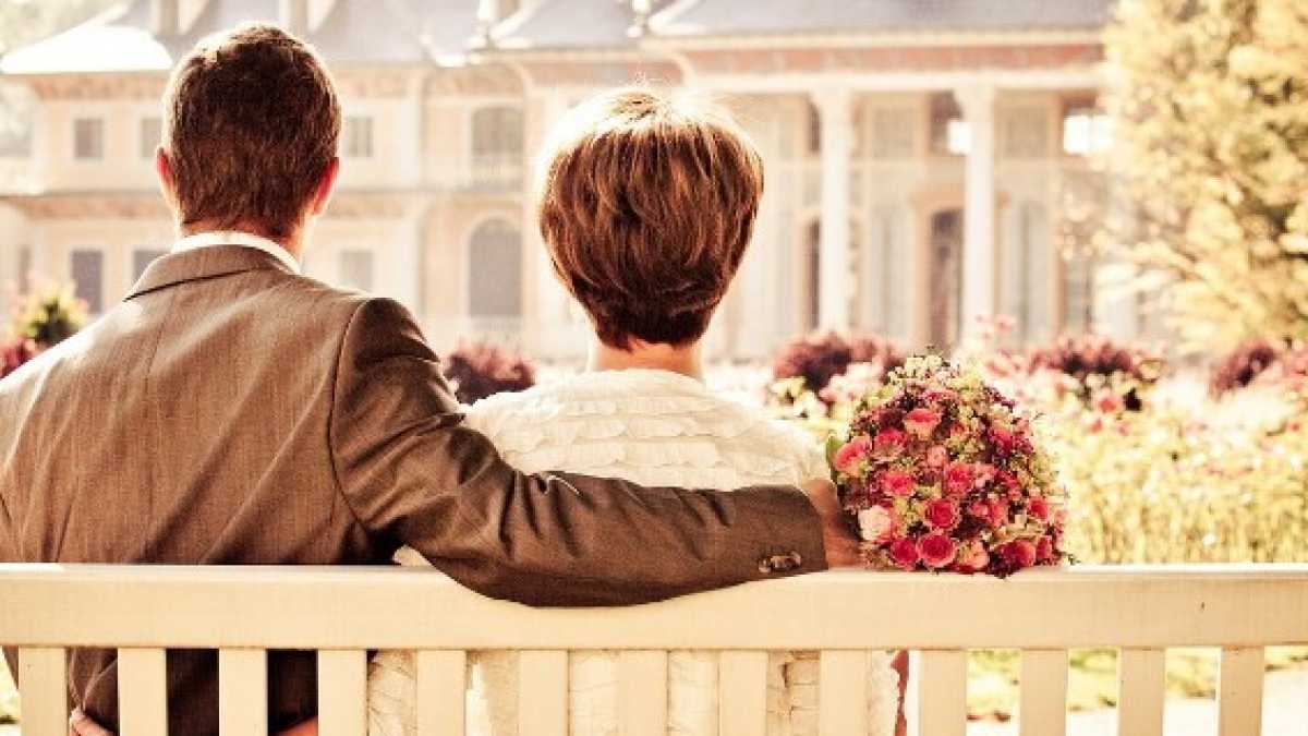 Immagine di Calano i divorzi, le donne si sposano per allegria e tollerano le corna