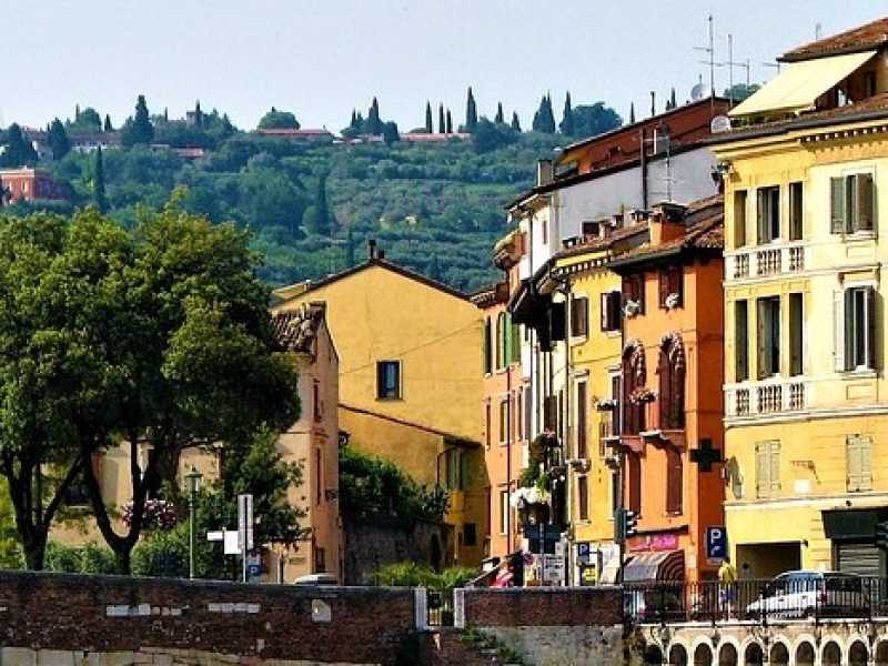 Una foto di Verona (via Pixabay)