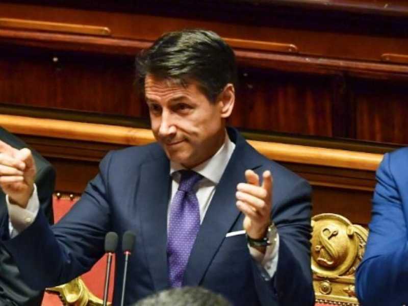 Da sinistra Luigi Di Maio, Giuseppe Conte e Matteo Salvini (foto LaPresse)