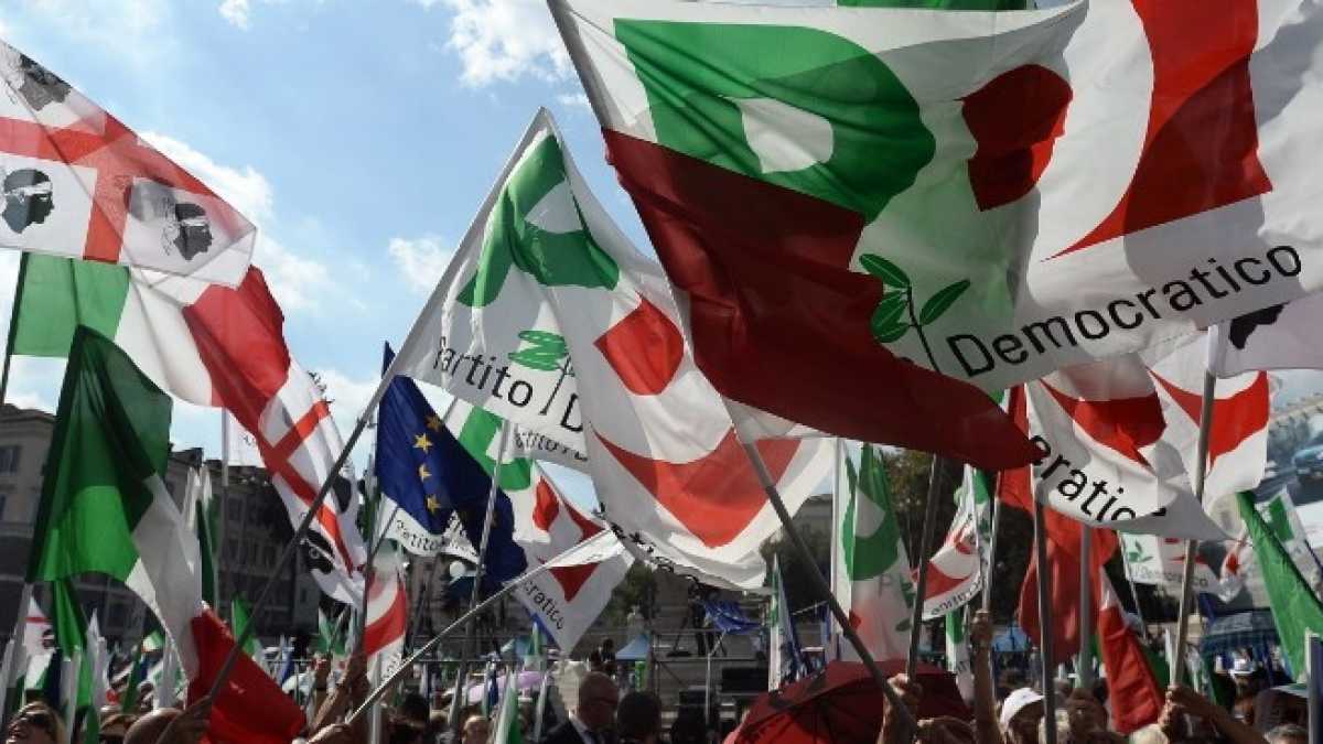 Immagine di La piazza Pd in cerca di narrazione si affida alle “nuove proposte”