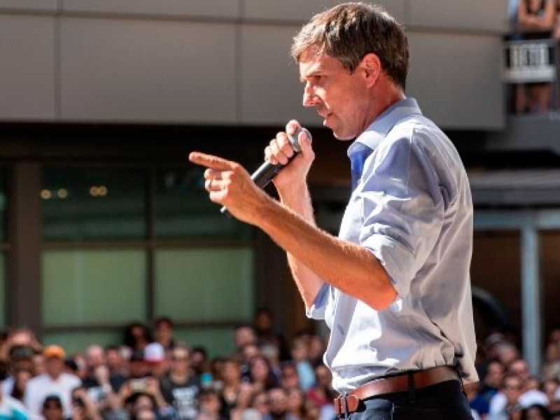 Un comizio di Beto O&rsquo;Rourke, il candidato democratico al seggio di senatore nella roccaforte repubblicana del Texas (FotoLaPresse)