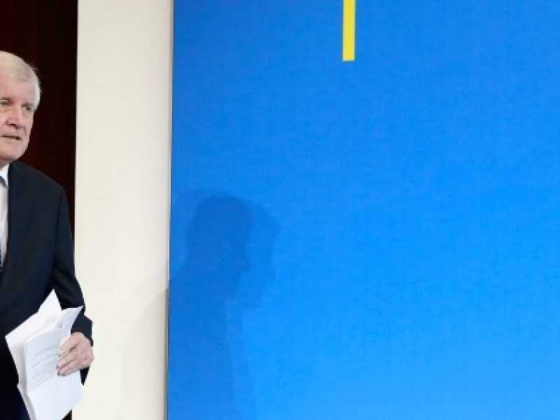Horst Seehofer (foto LaPresse)