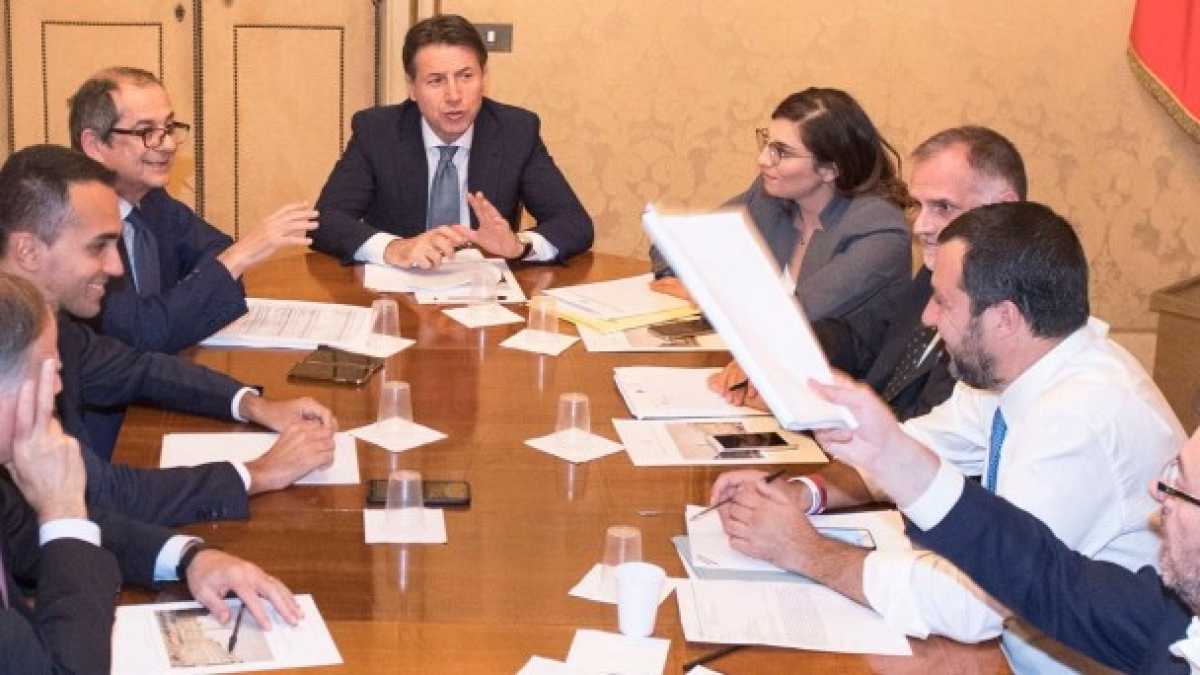 Immagine di La correzione del Def piace alla Borsa. Ma resta la volatilità