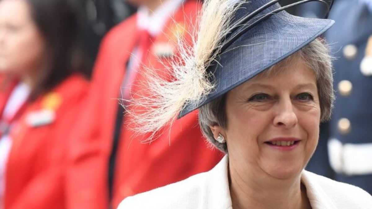 Immagine di May e il golpe dei “sognatori della Brexit”