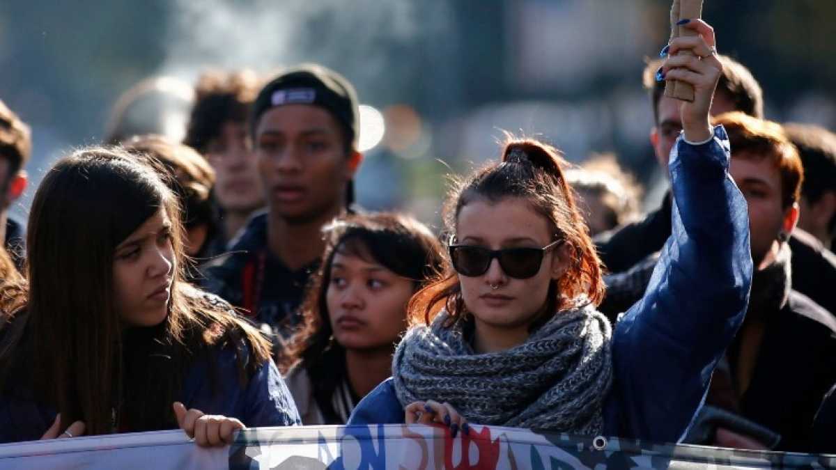 Immagine di Quattro passi tra gli studenti arrabbiati con il governo gialloverde