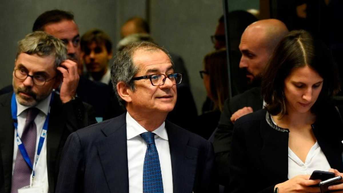 Immagine di Non sparate sulle manovre degli altri