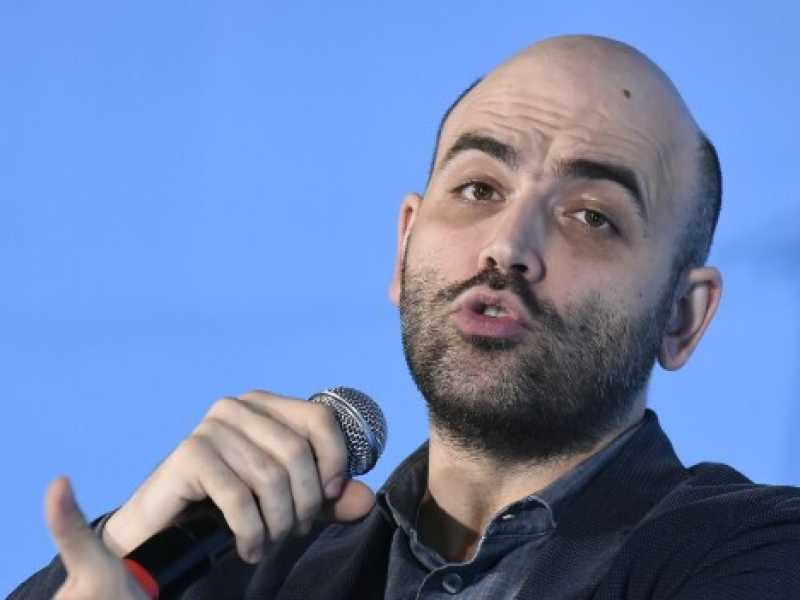 Lo scrittore Roberto Saviano (Foto Imagoeconomica)