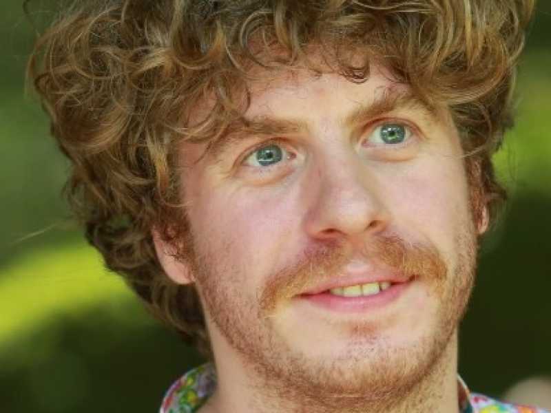 Lodo Guenzi, il cantante del gruppo Lo Stato Sociale (foto LaPresse)