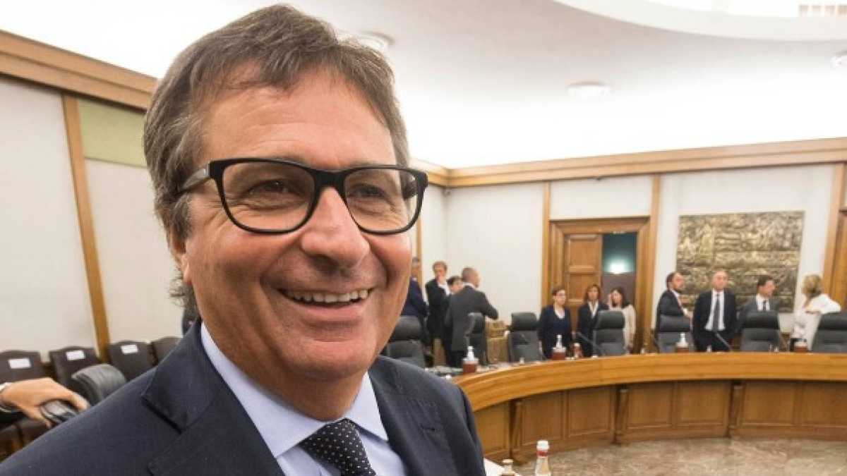 Immagine di Le mosse di Ermini al Csm per non finire nella rete di Bonafede
