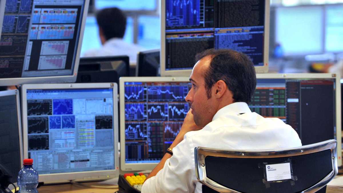 Immagine di La Borsa italiana è nervosa nel giorno del giudizio sulla manovra