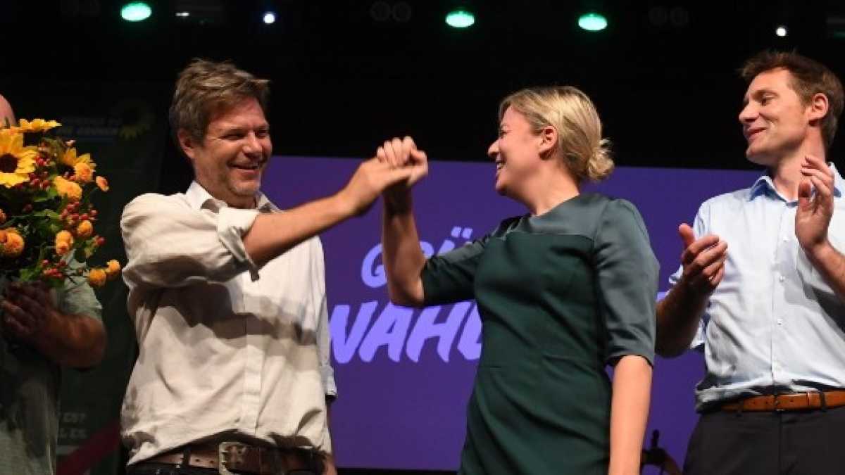 Immagine di Così i Verdi hanno imparato a riempire i vuoti dei partiti tradizionali