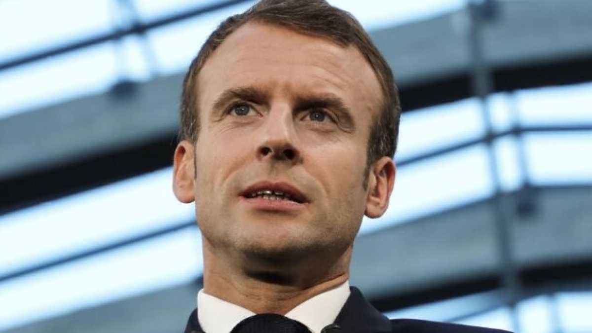 Immagine di Non si vira a destra. Macron fa un rimpasto di governo centrista