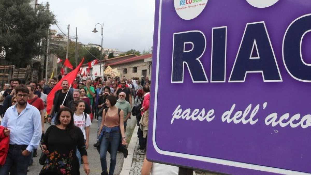 Immagine di Integrare i migranti significa difendere la nostra cultura. Ma ci vorrebbe una destra civile