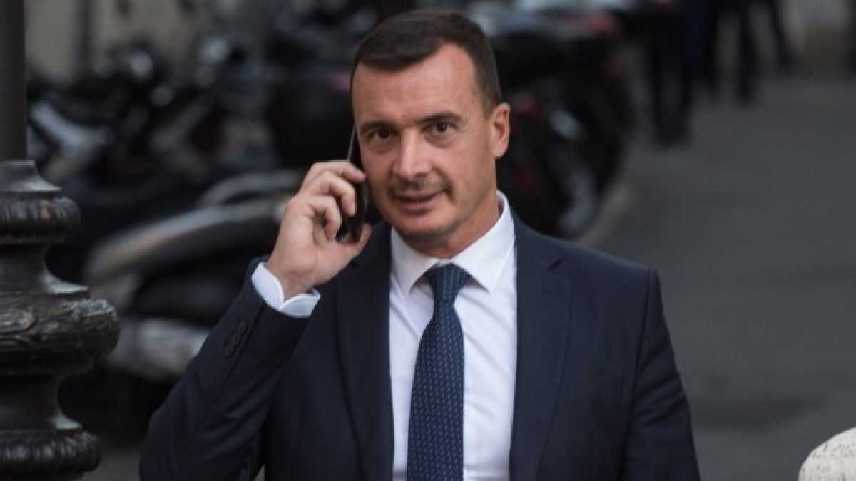 Immagine di Il nuovo codice di Rocco Casalino per i talk show
